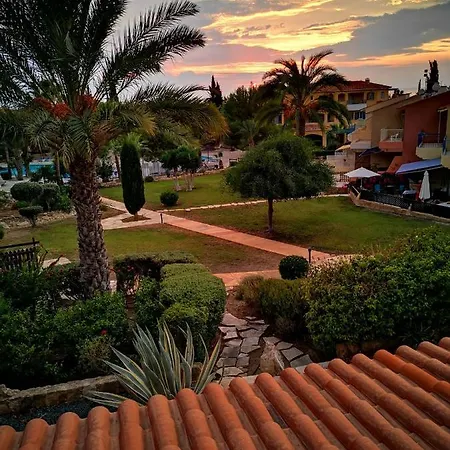 103 Regina Gardens Appartement *