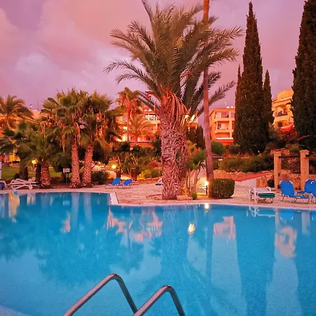 103 Regina Gardens *